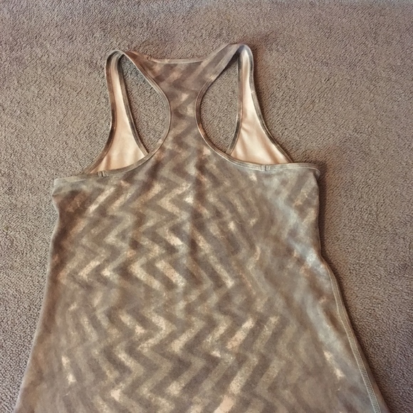 Workout Top - Picture 1 of 1